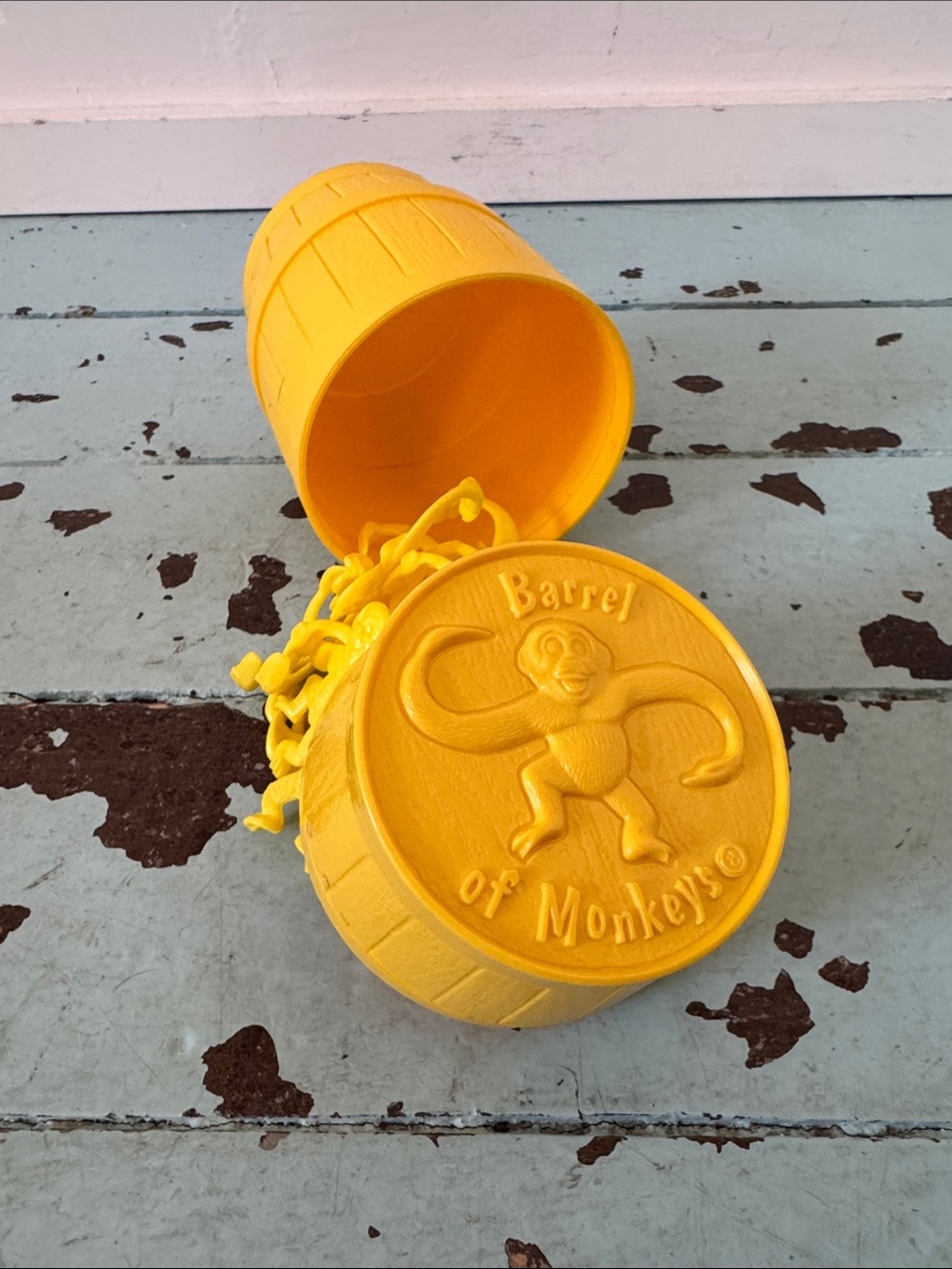 Vintage Antique🤔? Barrel of Monkeys Lakeside Toys Made in Toronto, Canada